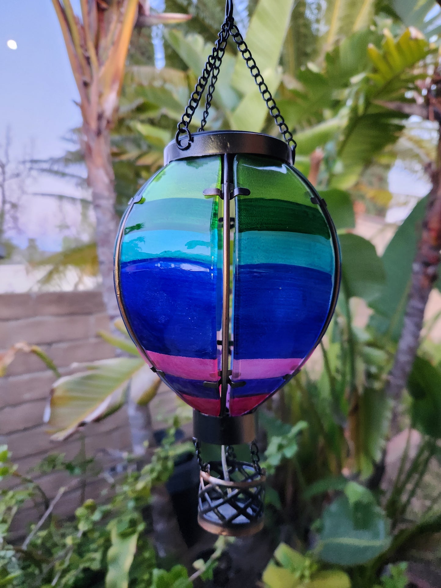 Solar Hot Air Balloon Flickering Flame Effect, Garden Light Decor